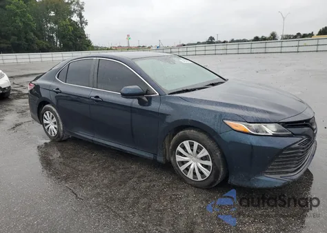 2019 Toyota Camry L из США, поврежденный, VIN 4T1B11HK8KU765496